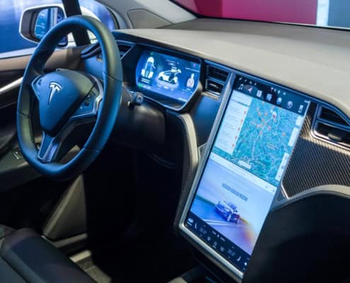 Tesla Model X service skærm