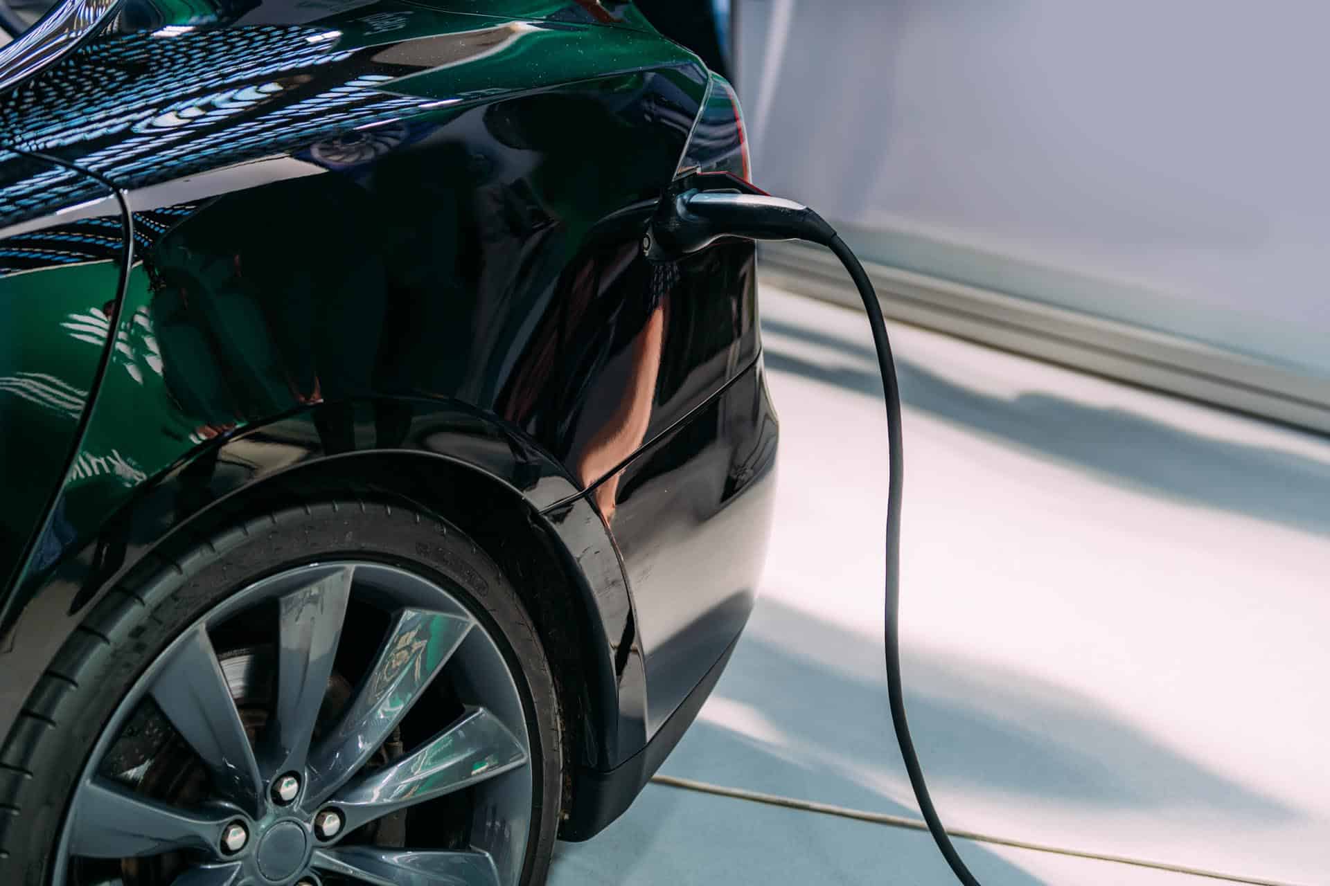 Electric vehicle charging Elbil oplader