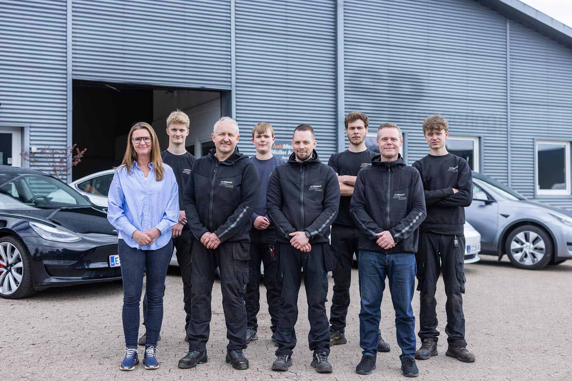 Holdet hos Tesla Værksted / Müller Autotec